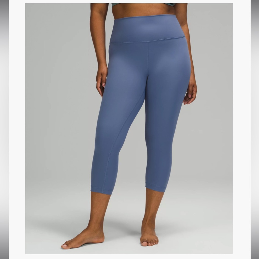 NWT Wunder Under High Rise Crop 21”